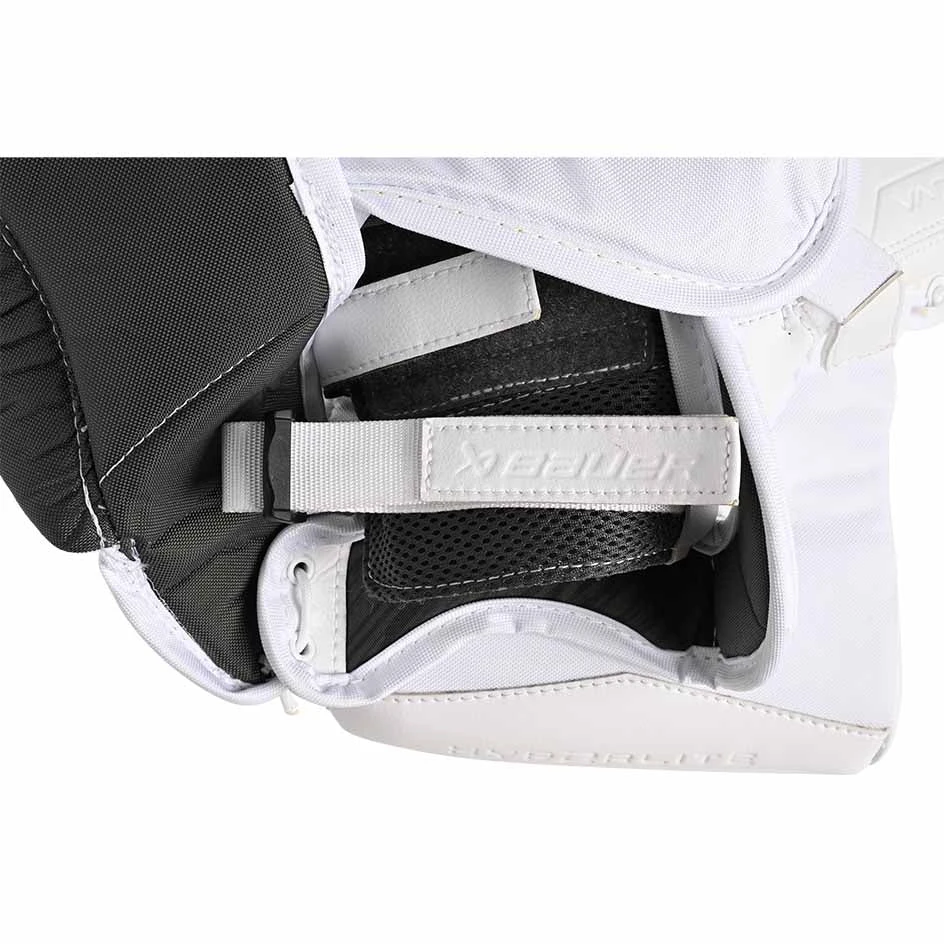 Bauer Vapor Hyperlite 2 Goalie Catcher Senior 8 Bauer Vapor Hyperlite 2 Goalie Catcher Senior - Image 8