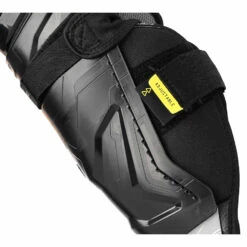 Bauer Supreme M5 Pro Shin Guards Junior 7 Bauer Supreme M5 Pro Shin Guards Junior -Hockey Sale Store BauerSupremeM5ProShinGuardsJunior10618924